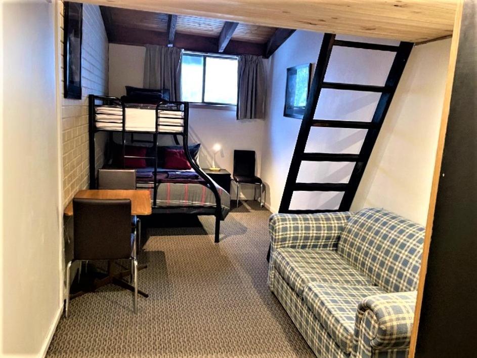 Alpine Retreat Mt Buller Hotel Mount Buller Bagian luar foto